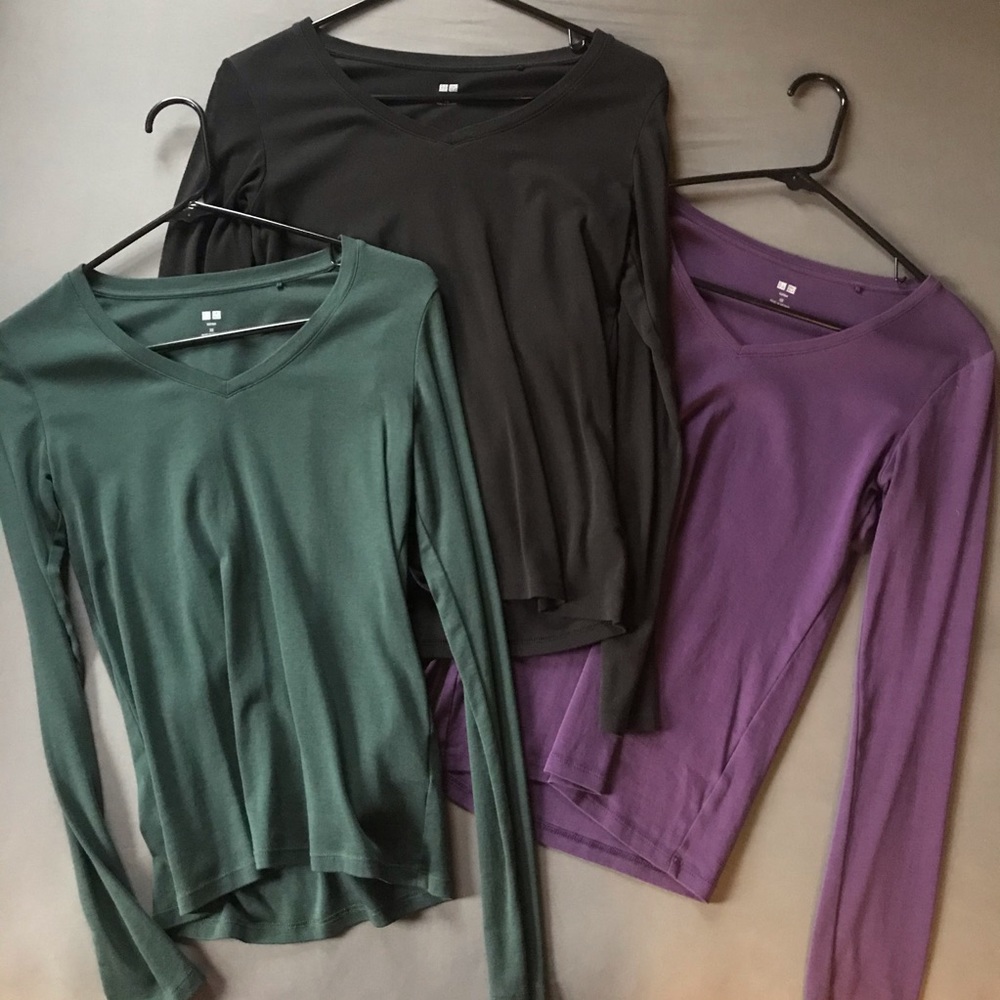 Lot 3 Supima Cotton Long Sleeve V-Neck Tee Uniqlo
